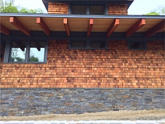 Black river mica ashlar - house facade